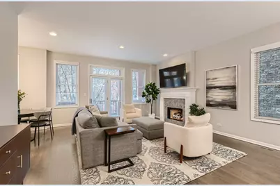 1515 N Hudson Avenue #2, Chicago, IL 60610 - Photo 3