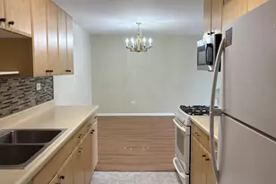 8901 N Western Ave, Des Plaines, IL 60016 - Photo 3