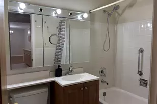 8901 N Western Ave, Des Plaines, IL 60016 - Photo 7