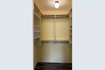 8901 N Western Avenue #206, Des Plaines, IL 60016 - Photo 9