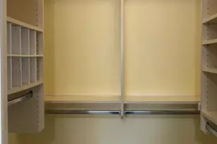 8901 N Western Ave, Des Plaines, IL 60016 - Photo 9