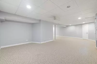 7811 Bristol Park Drive, Tinley Park, IL 60477 - Photo 37