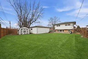 7705 W 80th Pl, Bridgeview, IL 60455 - Photo 23