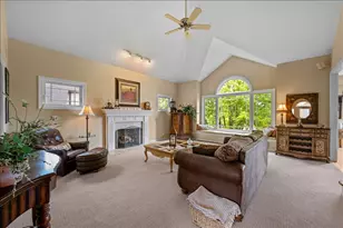 430 Alberosky Way, Batavia, IL 60510 - Photo 9