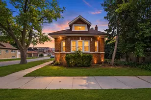 8101 S Kimbark Ave, Chicago, IL 60619 - Photo 1