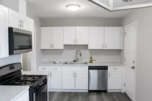 299 Beacon Blvd, Chicago Heights, IL 60411 - Photo 7