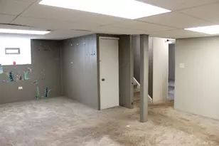 299 Beacon Blvd, Chicago Heights, IL 60411 - Photo 15