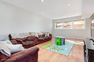 5214 Galitz St, Skokie, IL 60077 - Photo 5