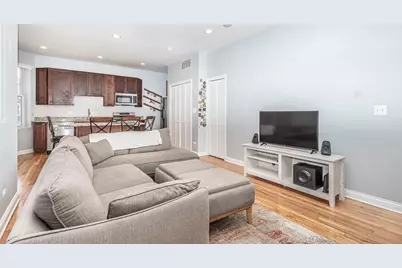 3710 W Wrightwood Avenue #2E, Chicago, IL 60647 - Photo 3