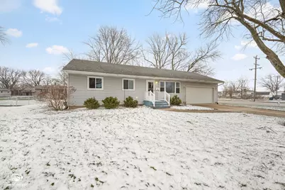 318 N Jackson Avenue, Bradley, IL 60915 - Photo 1