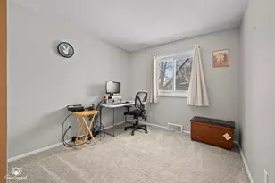 318 N Jackson Ave, Bradley, IL 60915 - Photo 15