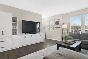 2238 S Crambourne Way, Arlington Heights, IL 60005 - Photo 3