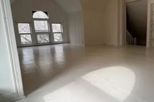 1105 1/2 N Clinton Blvd, Bloomington, IL 61701 - Photo 11