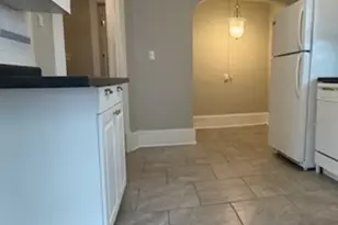 1105 1/2 N Clinton Blvd, Bloomington, IL 61701 - Photo 7