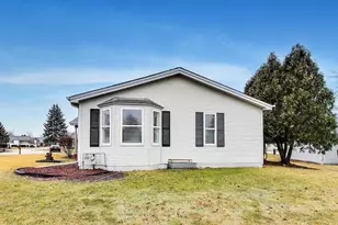 910 Shetland Ct, Grayslake, IL 60030 - Photo 37