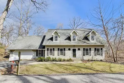 211 Woody Way, Oakwood Hills, IL 60013 - Photo 1