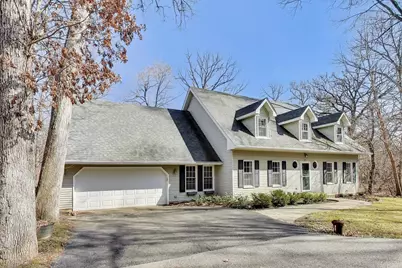 211 Woody Way, Oakwood Hills, IL 60013 - Photo 3