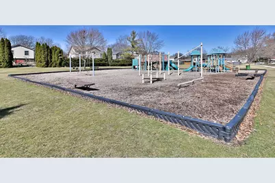 340 Somerset Drive, Streamwood, IL 60107 - Photo 45