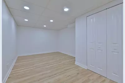 340 Somerset Drive, Streamwood, IL 60107 - Photo 35