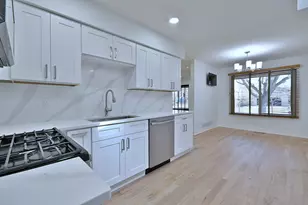 340 Somerset Dr, Streamwood, IL 60107 - Photo 21