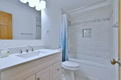 340 Somerset Drive, Streamwood, IL 60107 - Photo 17