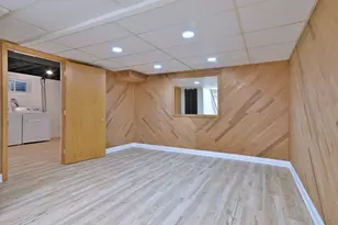 340 Somerset Dr, Streamwood, IL 60107 - Photo 29