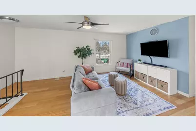 1230 Bunker Hill Court #A, Wheaton, IL 60189 - Photo 5