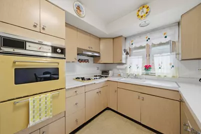 2721 N Nordica Avenue, Chicago, IL 60707 - Photo 13