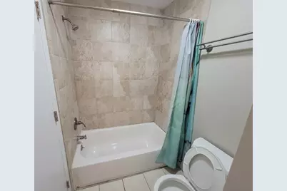 547 East Avenue, Streamwood, IL 60107 - Photo 9