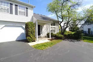 547 East Ave, Streamwood, IL 60107 - Photo 1