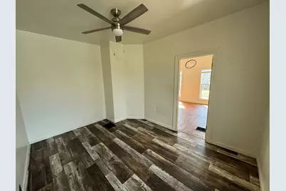 245 E Orleans Street E, Paxton, IL 60957 - Photo 15