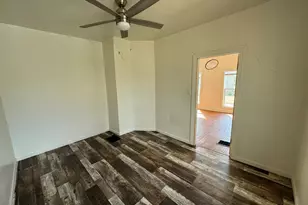 245 E Orleans Street E, Paxton, IL 60957 - Photo 15