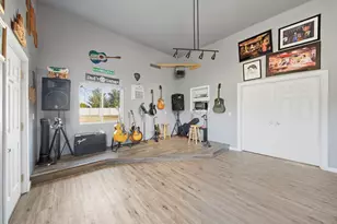 2356 N 4060th Rd, Sheridan, IL 60551 - Photo 25