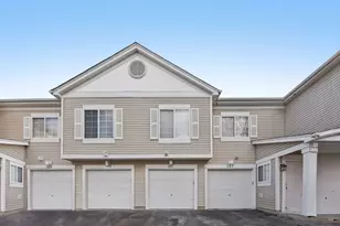 117 Braxton Ln, Aurora, IL 60504 - Photo 1