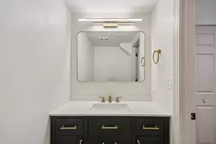 117 Braxton Ln, Aurora, IL 60504 - Photo 9