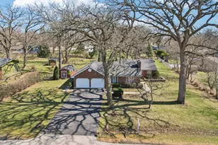 9N827 Beckman Trail, Elgin, IL 60124 - Photo 1