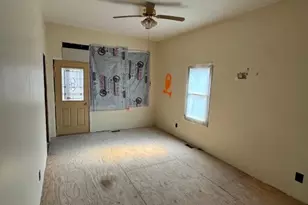 614 25th St, Rock Island, IL 61201 - Photo 7