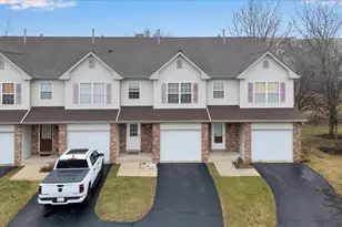 623 Southtowne Dr, Belvidere, IL 61008 - Photo 1