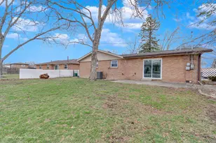 4331 Mann St, Oak Forest, IL 60452 - Photo 11