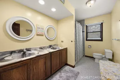 29W509 Point Oak Drive, Warrenville, IL 60555 - Photo 25