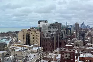 525 W Hawthorne Pl, Chicago, IL 60657 - Photo 23