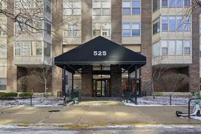 525 W Hawthorne Place #2707, Chicago, IL 60657 - Photo 3