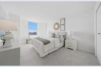 525 W Hawthorne Place #2707, Chicago, IL 60657 - Photo 15