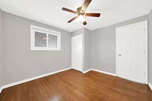 3754 W 76th St, Chicago, IL 60652 - Photo 9