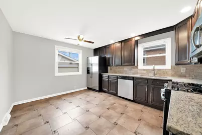 3754 W 76th Street, Chicago, IL 60652 - Photo 3