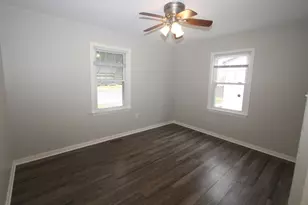 1355 Morgan St, Joliet, IL 60436 - Photo 15