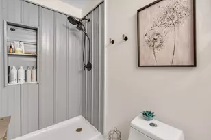 4713 E Lake Shore Dr, Wonder Lake, IL 60097 - Photo 21