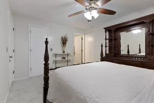 2838 Meadow Ln, Schaumburg, IL 60193 - Photo 13