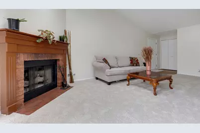 2838 Meadow Lane #W-2, Schaumburg, IL 60193 - Photo 5