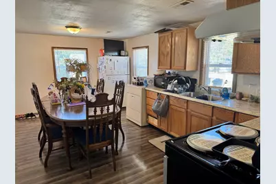 4310 Wilshire Avenue, Rockford, IL 61101 - Photo 9